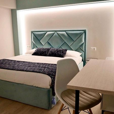 Guest House Domus Gratia Russo Rome Extérieur photo